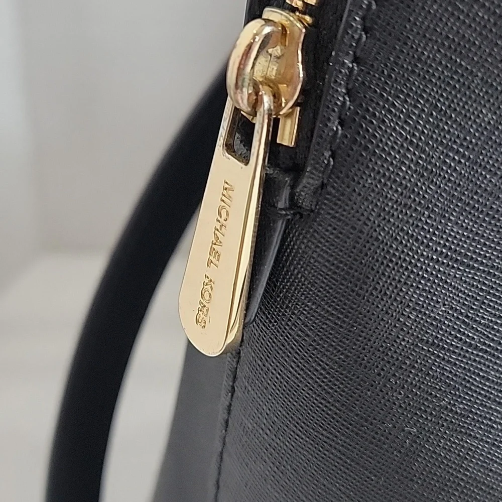 Michael Kors black Cindy tote/shoulder bag - Picture 4 of 15